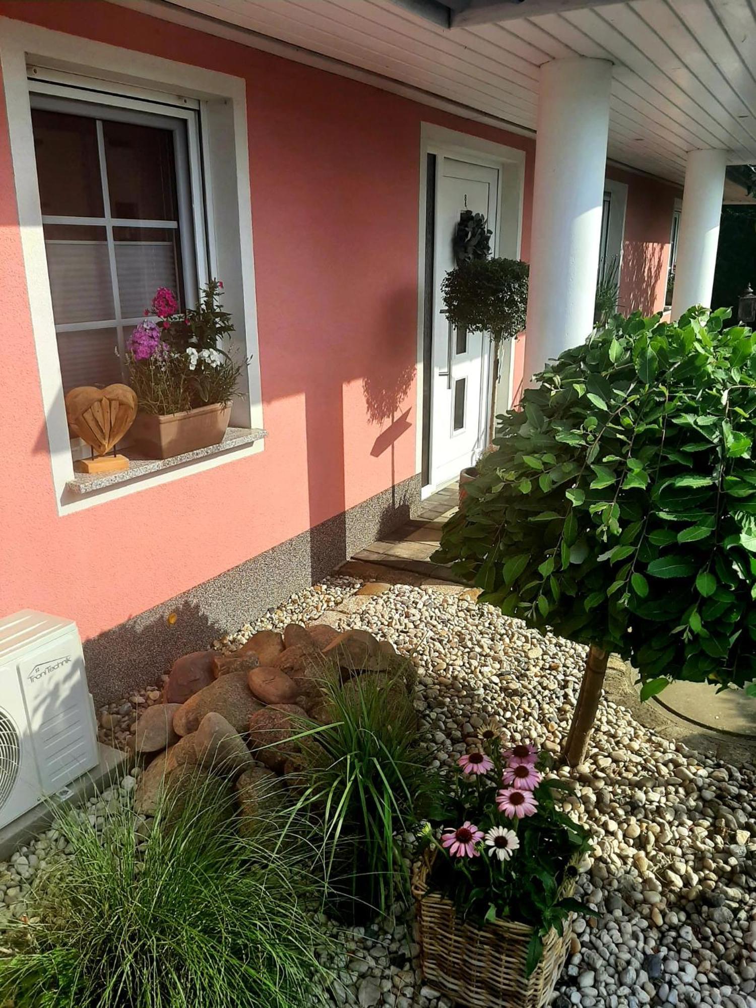 Seeliebe Mit Sauna Und Nur 50 Mtr. Bis Zum Strand Senftenberg Exterior photo